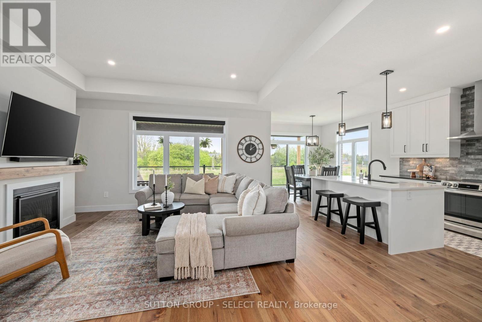 2222 Linkway Boulevard, London South (South A), Ontario  N6K 0K9 - Photo 9 - X12150541