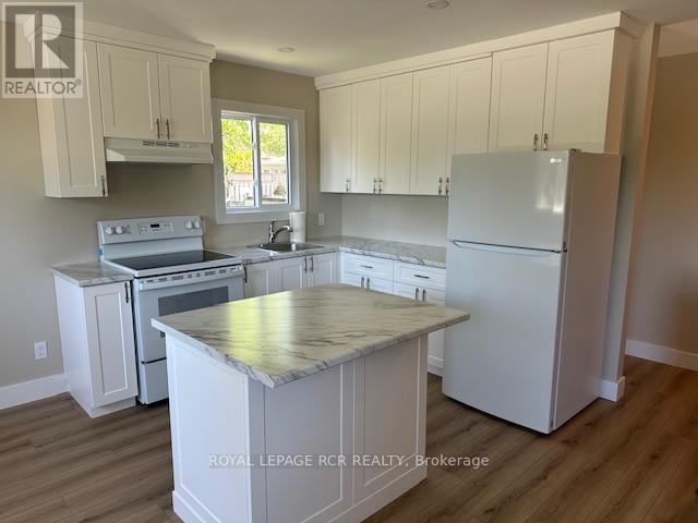 504 Andrew Street, Shelburne, Ontario  L9V 2Z1 - Photo 4 - X12061421