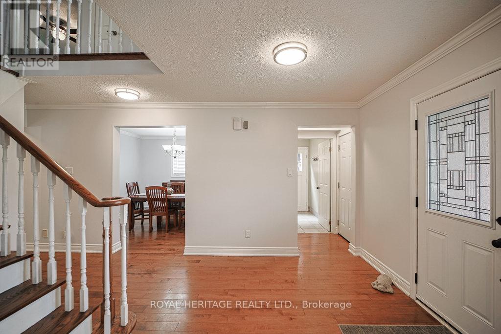 1 Broughton Court, Whitby, Ontario  L1N 6Y8 - Photo 7 - E12150555
