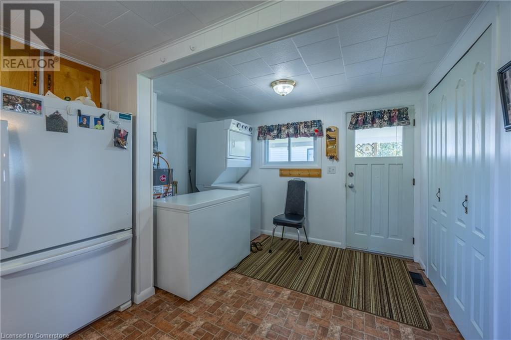 Property at 4189 LAKESHORE RD Road image 5