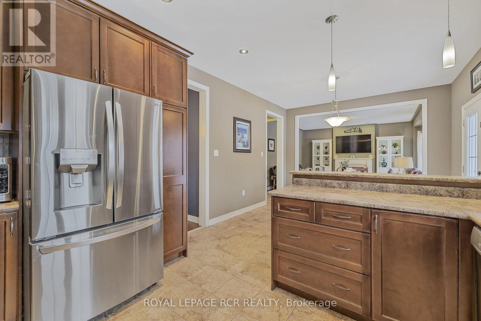2 Littlebrook Lane, Caledon, Ontario  L7C 3M4 - Photo 14 - W12150178