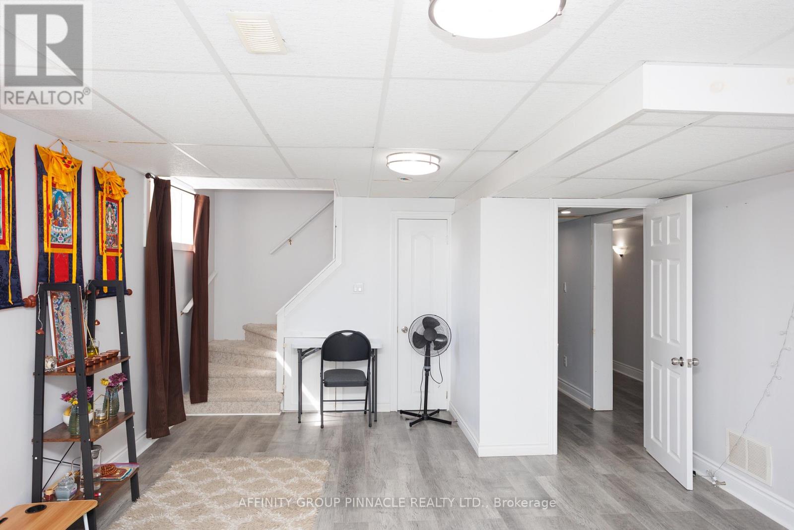 4 Champlain Boulevard, Kawartha Lakes, Ontario  K9V 0H9 - Photo 22 - X12150461