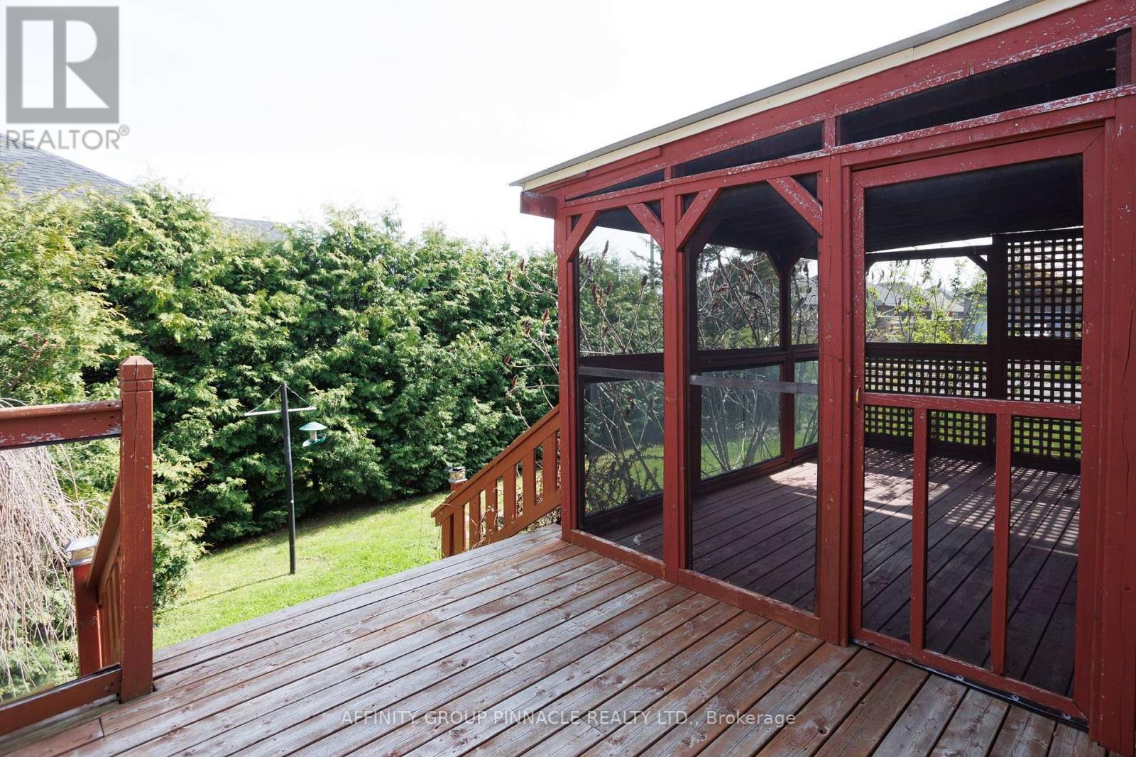 4 Champlain Boulevard, Kawartha Lakes, Ontario  K9V 0H9 - Photo 33 - X12150461