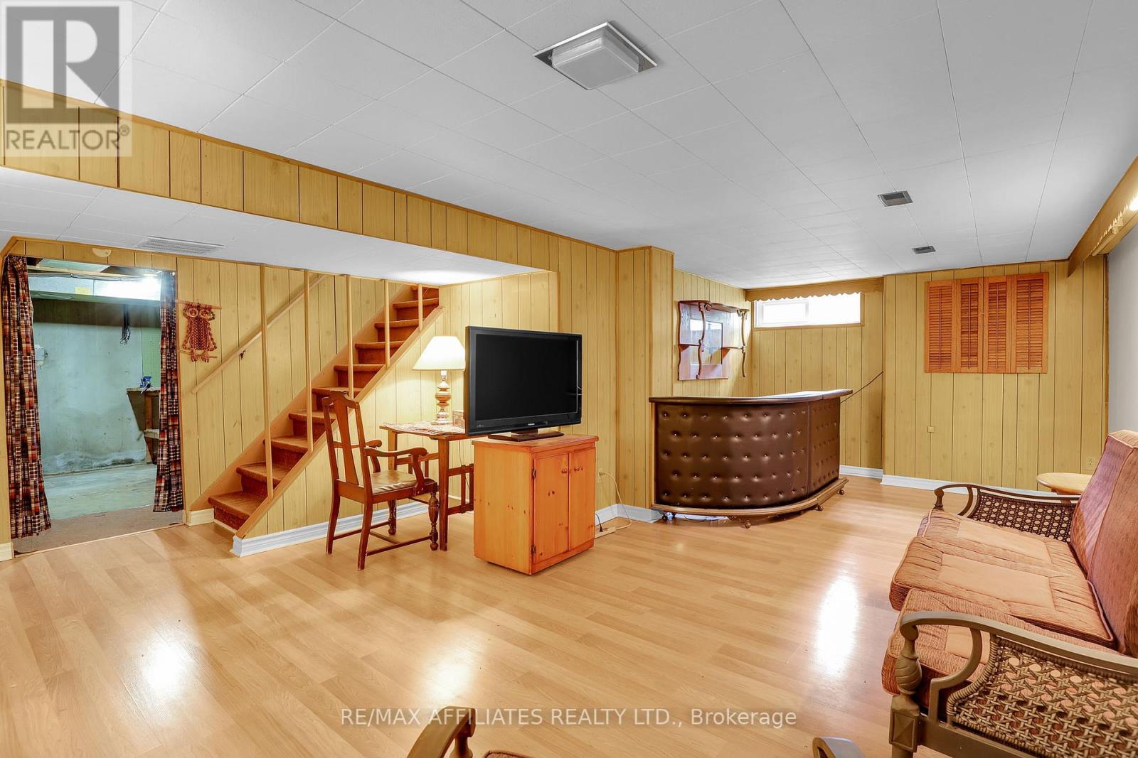 Property at 1323 FERNWOOD DRIVE image 4
