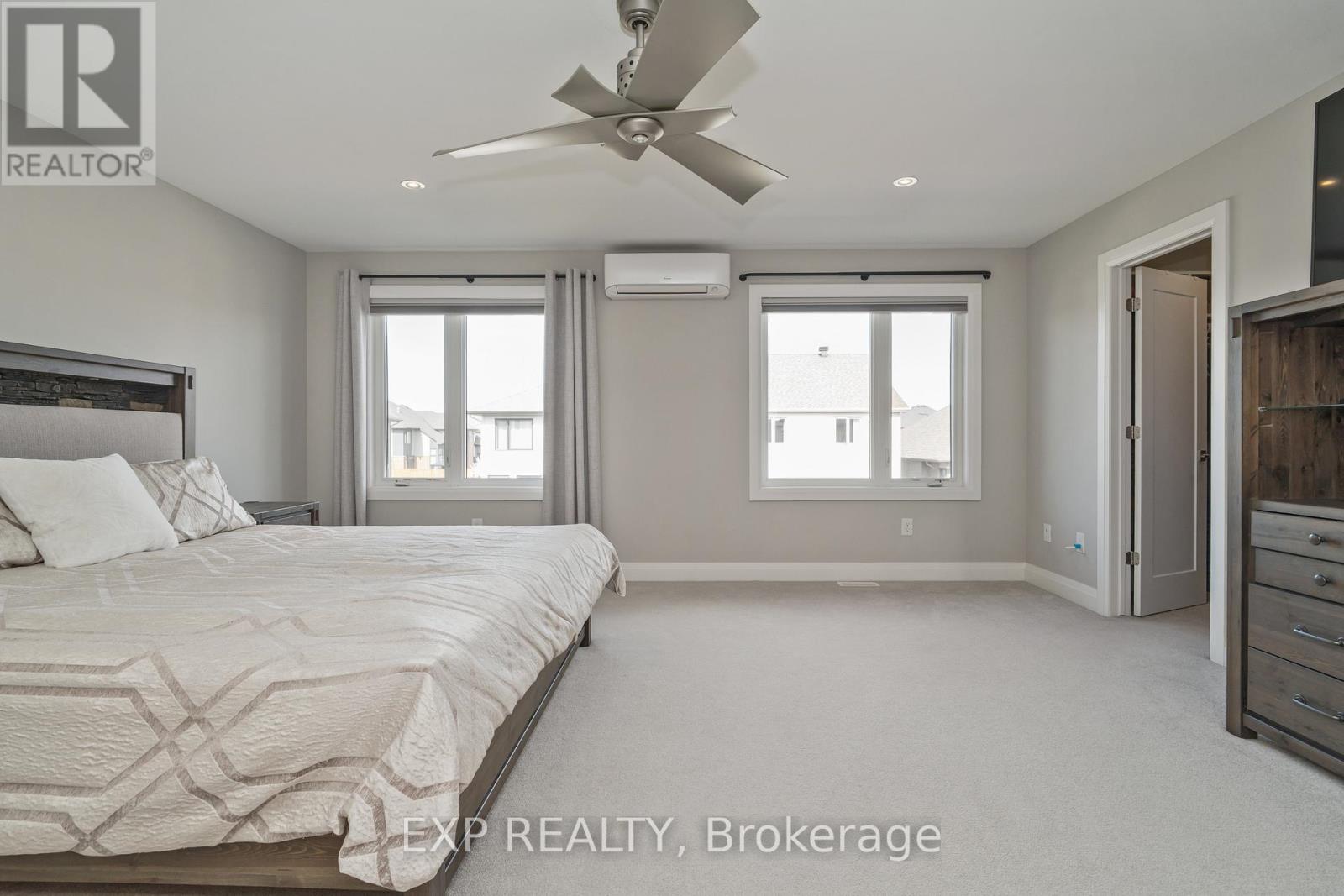 301 Serenade Crescent, Ottawa, Ontario  K1X 0B9 - Photo 33 - X12150475
