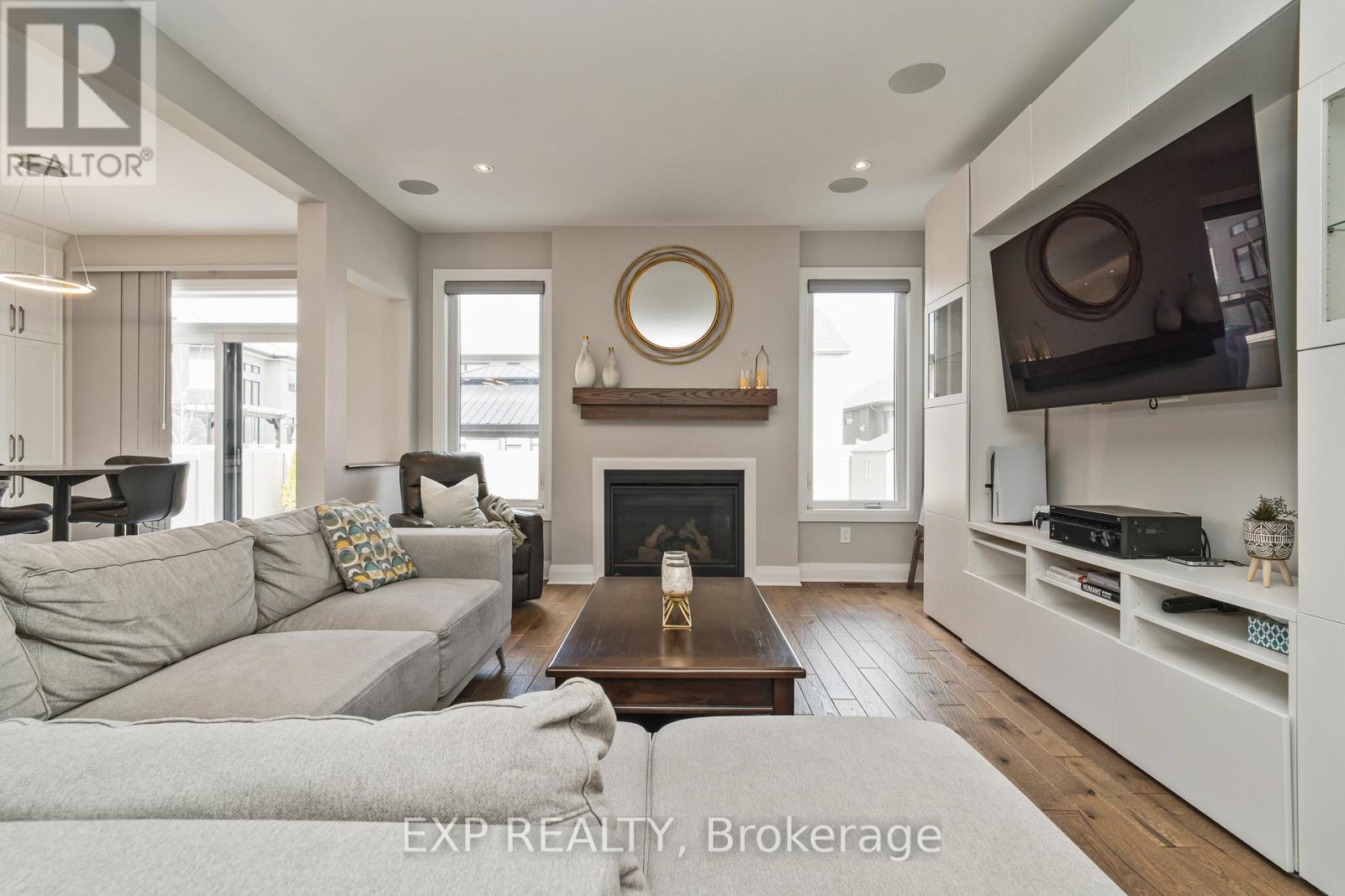 301 Serenade Crescent, Ottawa, Ontario  K1X 0B9 - Photo 7 - X12150475