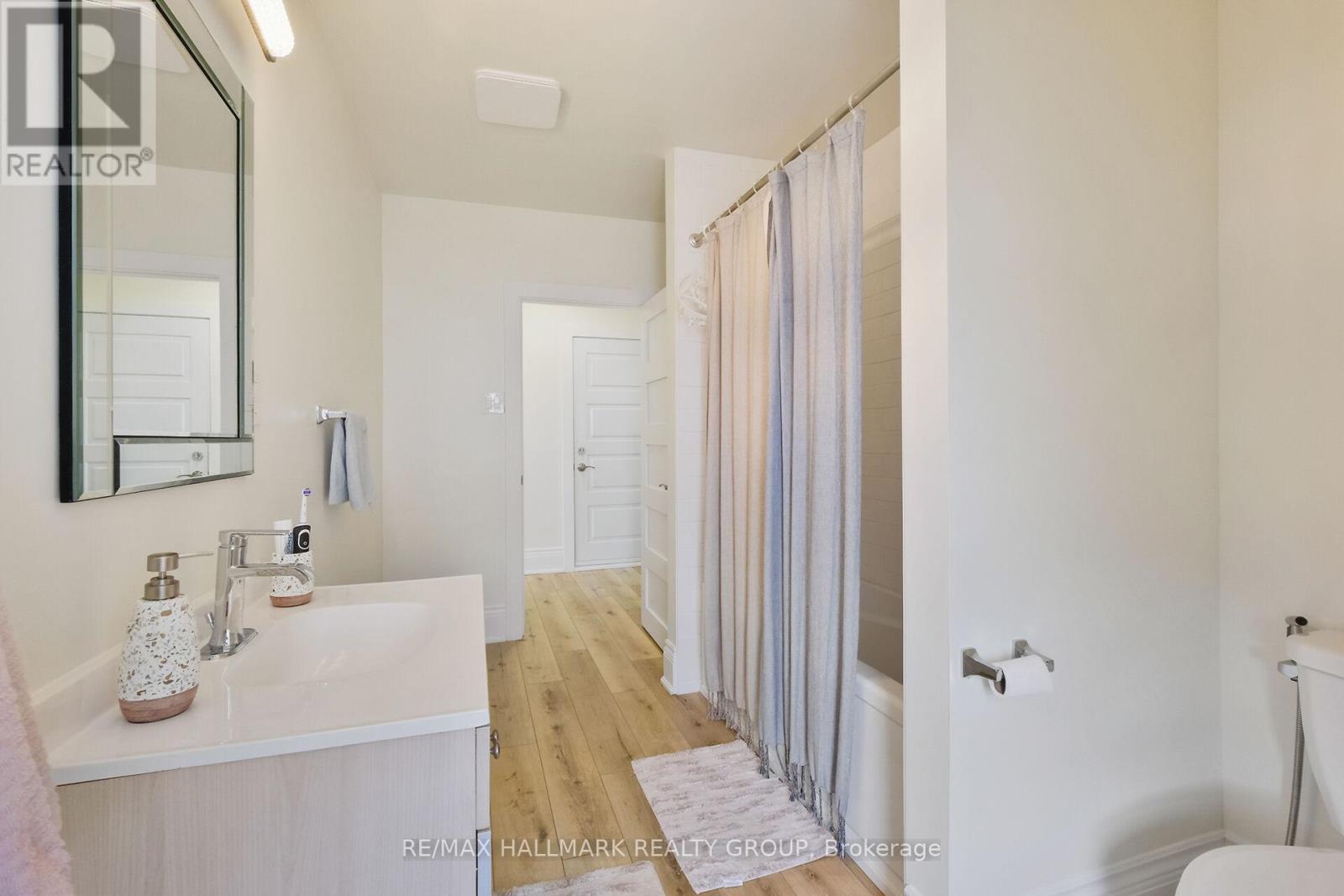 531 Mcleod Street, Ottawa, Ontario  K1R 5R2 - Photo 45 - X12150576