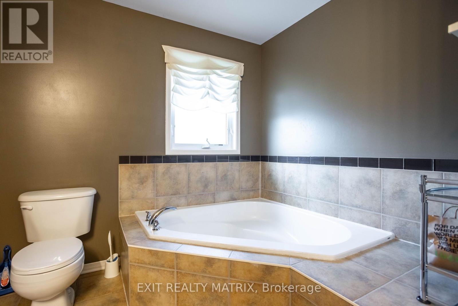 1158 Brasseur Crescent, Ottawa, Ontario  K4A 4Y5 - Photo 24 - X12150581
