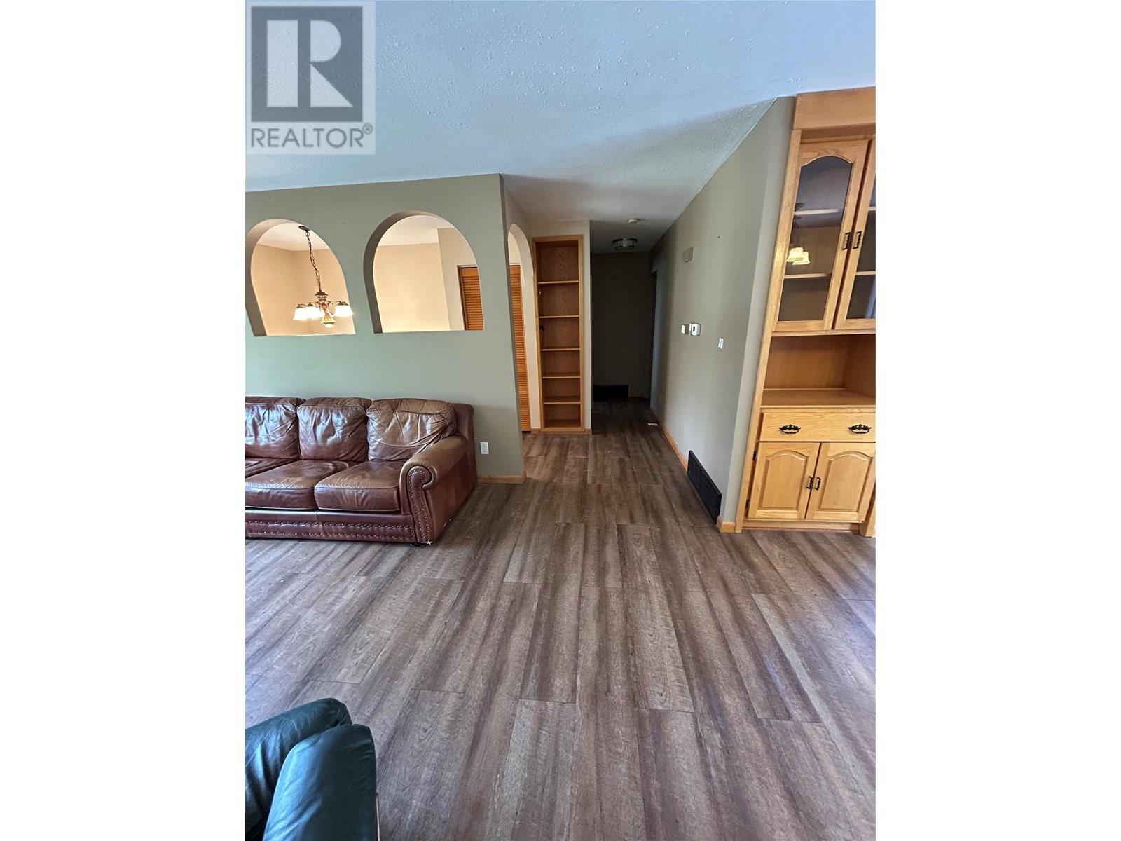 4885 Red Wing Street, Fairmont Hot Springs, British Columbia  V0B 1L1 - Photo 17 - 10347805