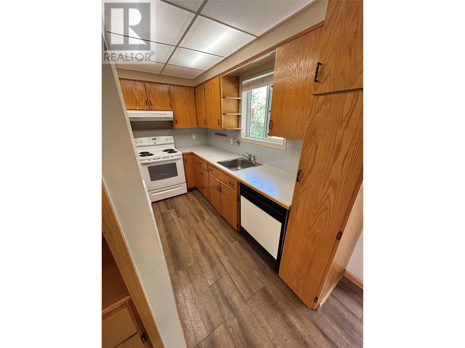 4885 Red Wing Street, Fairmont Hot Springs, British Columbia  V0B 1L1 - Photo 14 - 10347805