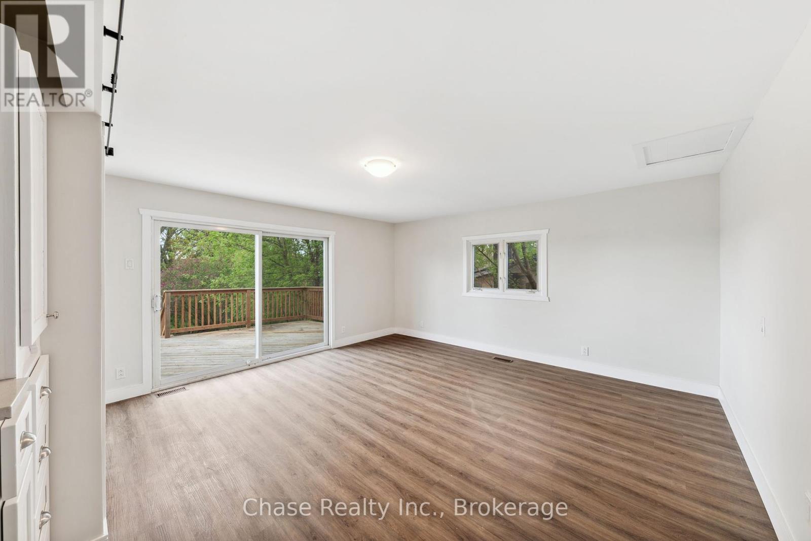 68 Fox Street, Penetanguishene, Ontario  L9M 1C6 - Photo 16 - S12150486