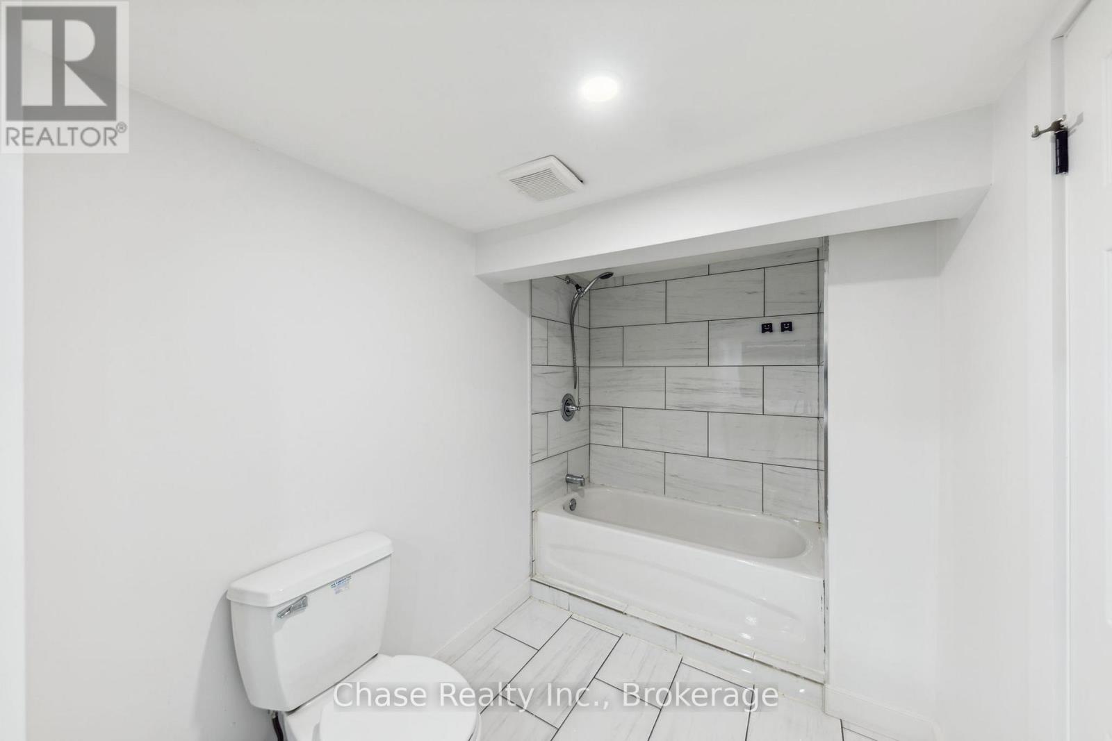 68 Fox Street, Penetanguishene, Ontario  L9M 1C6 - Photo 29 - S12150486