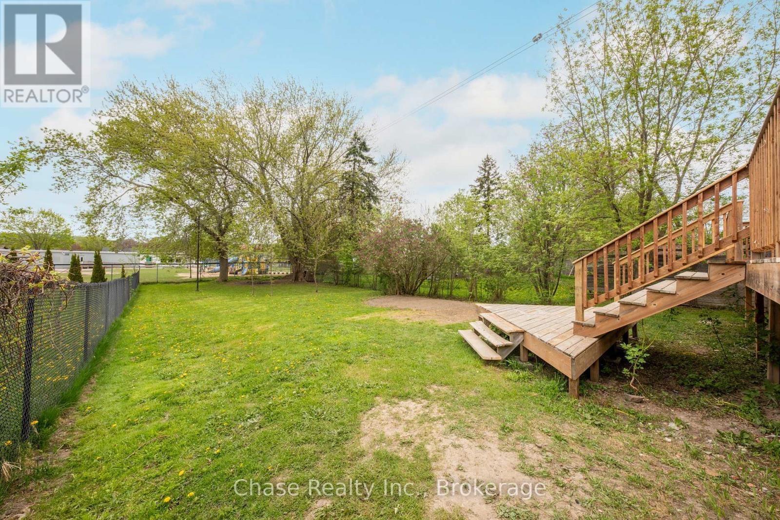 68 Fox Street, Penetanguishene, Ontario  L9M 1C6 - Photo 42 - S12150486