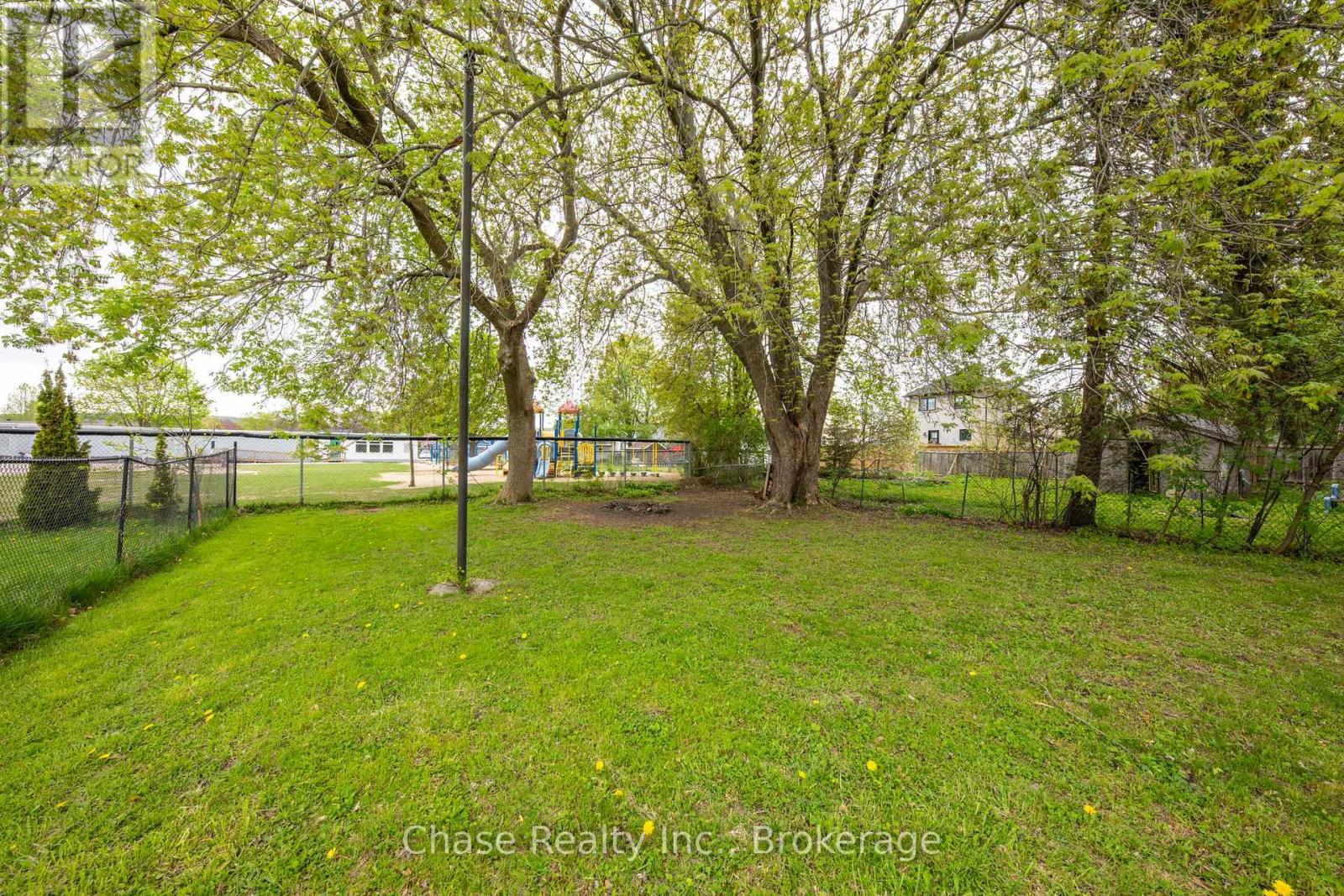 68 Fox Street, Penetanguishene, Ontario  L9M 1C6 - Photo 43 - S12150486