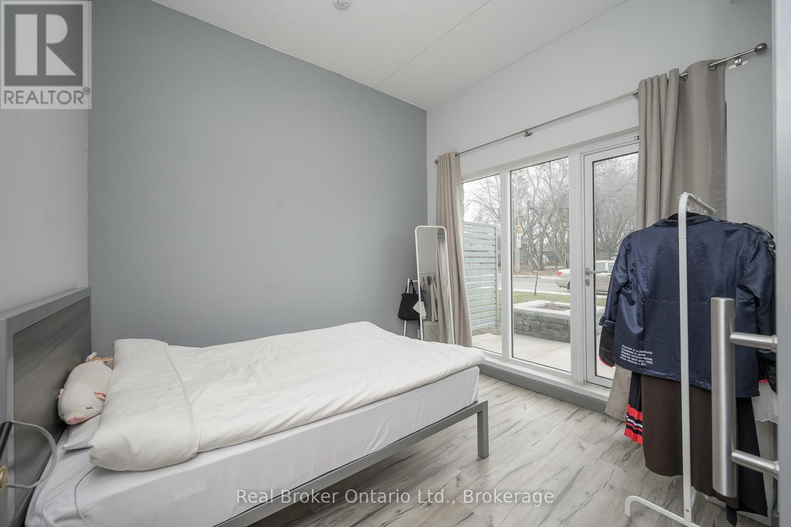 111 - 77 Leland Street, Hamilton, Ontario  L8S 3A1 - Photo 12 - X12150444