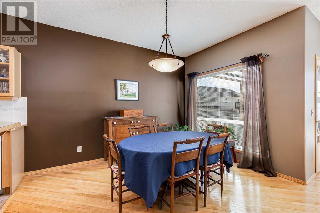 109 Stonegate Place Nw, Airdrie, Alberta  T4B 2P3 - Photo 7 - A2220686