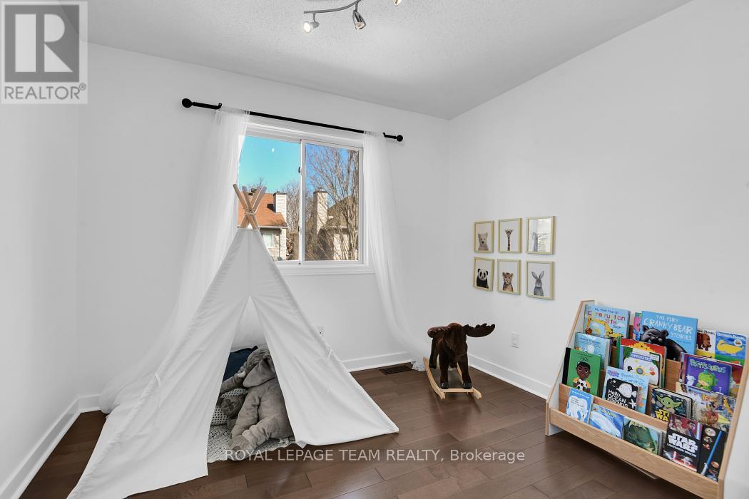 21 Mayford Street, Ottawa, Ontario  K2G 6A7 - Photo 22 - X12129416