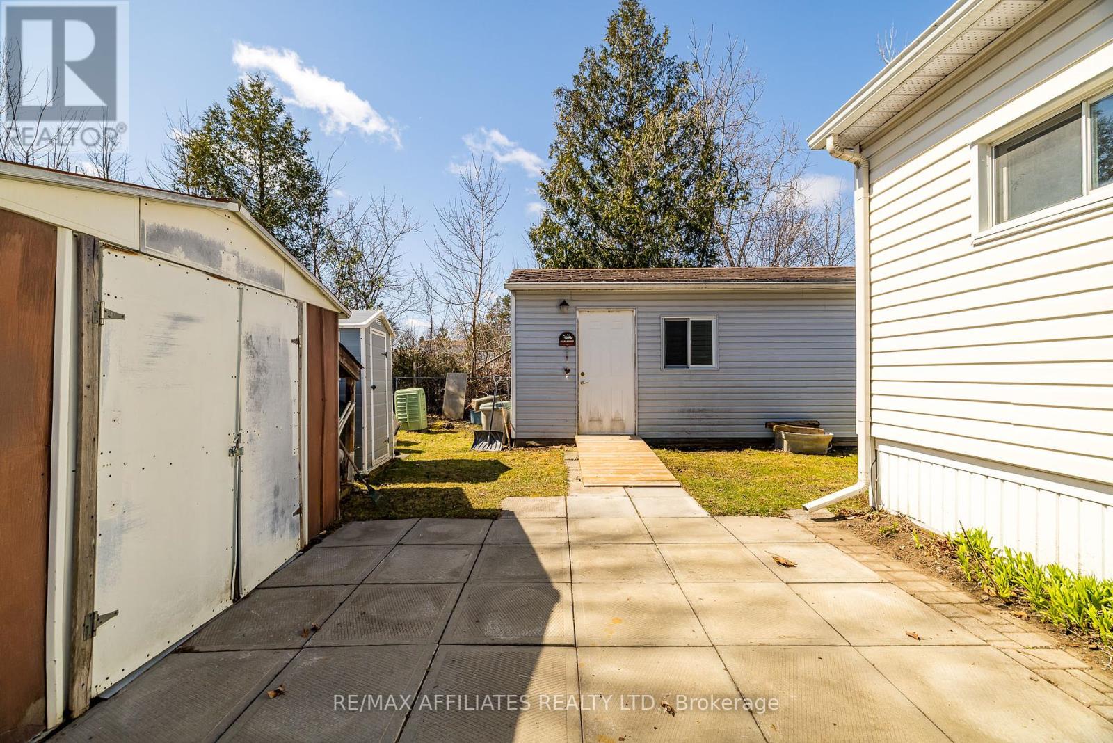 52 Bradley Green Court, Ottawa, Ontario  K2S 1B7 - Photo 30 - X12148356