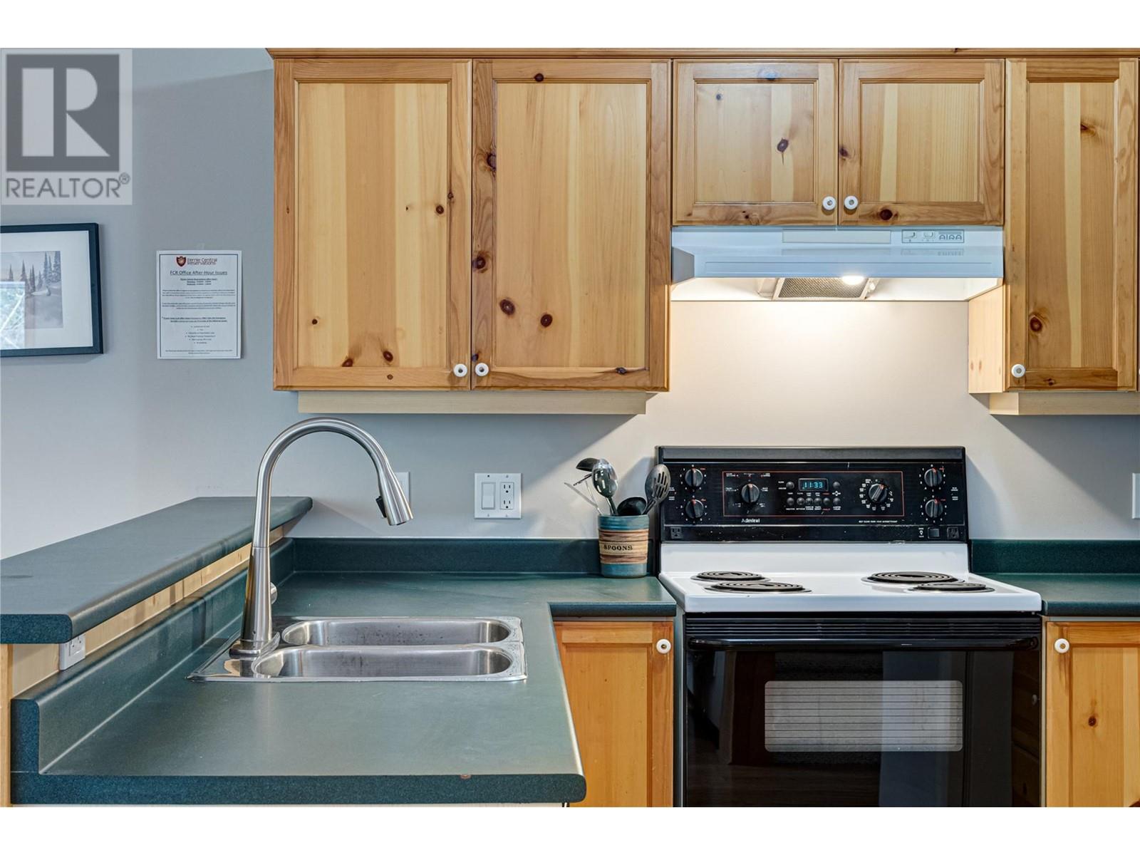 5423 Boomerang Way Unit# 4, Fernie, British Columbia  V0B 1M6 - Photo 10 - 10348023