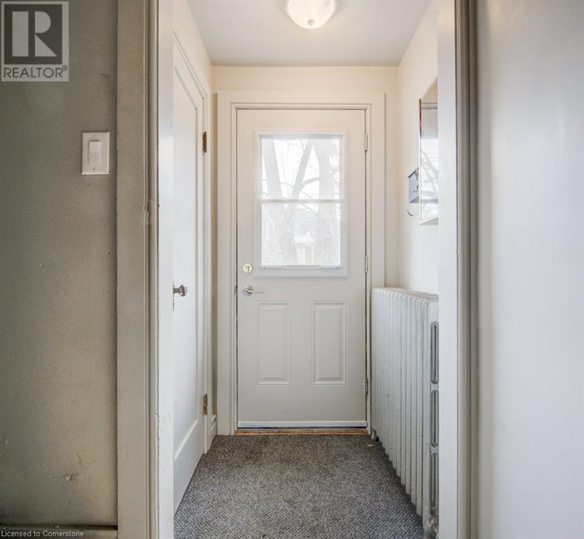Property at 98 WATERLOO Street image 4