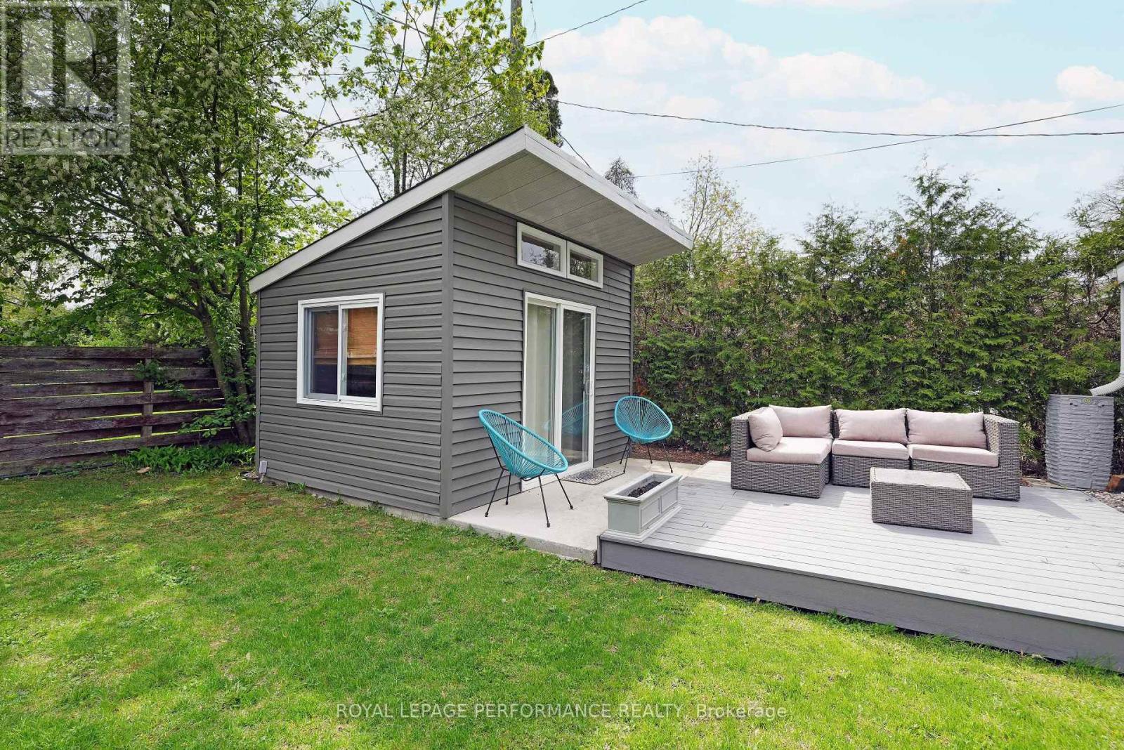 824 Adams Avenue, Ottawa, Ontario  K1G 2Y2 - Photo 32 - X12150391