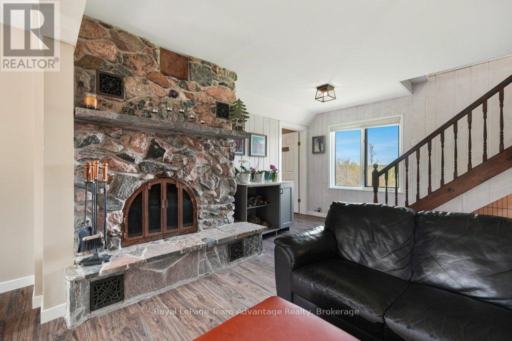 25 Bradley Road, Seguin, Ontario  P2A 0B6 - Photo 20 - X12150319