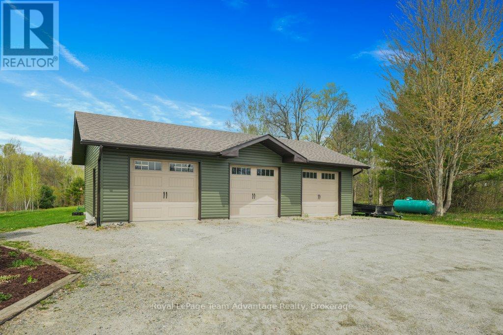 25 Bradley Road, Seguin, Ontario  P2A 0B6 - Photo 45 - X12150319