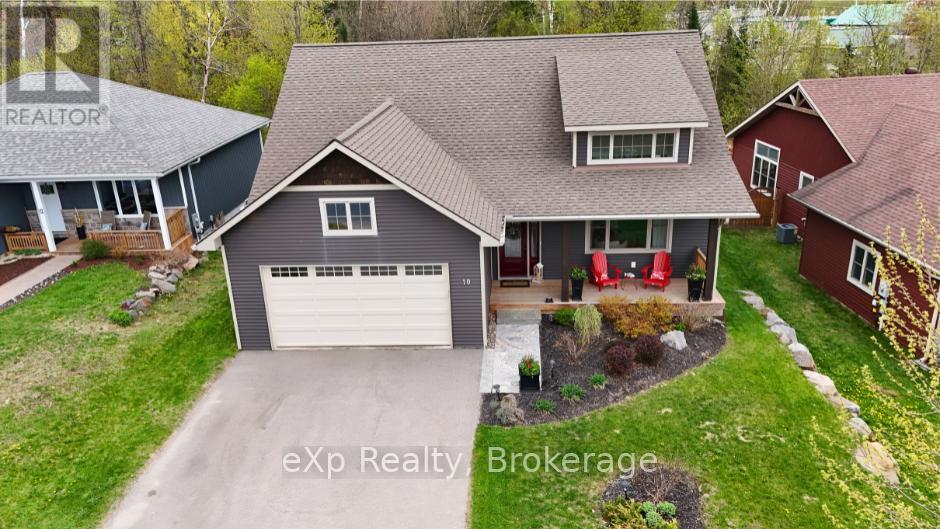 Property at 10 WOODSTREAM DRIVE image 2