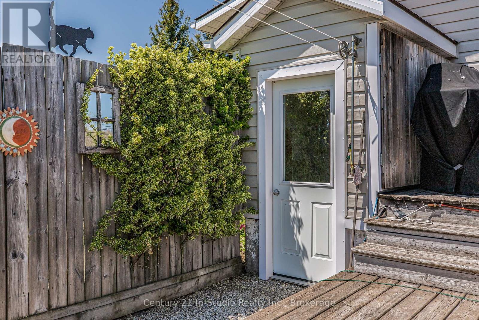 382386 Concession 4 Ndr, West Grey, Ontario  N4N 3B9 - Photo 16 - X12150360