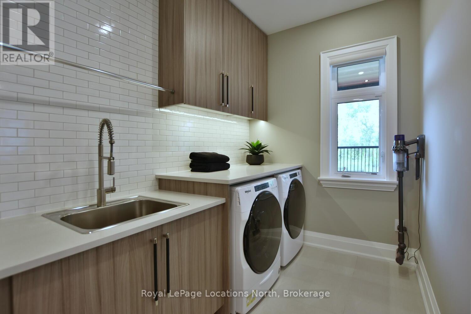 166 Springside Crescent, Blue Mountains, Ontario  L9Y 5L3 - Photo 37 - X12150363
