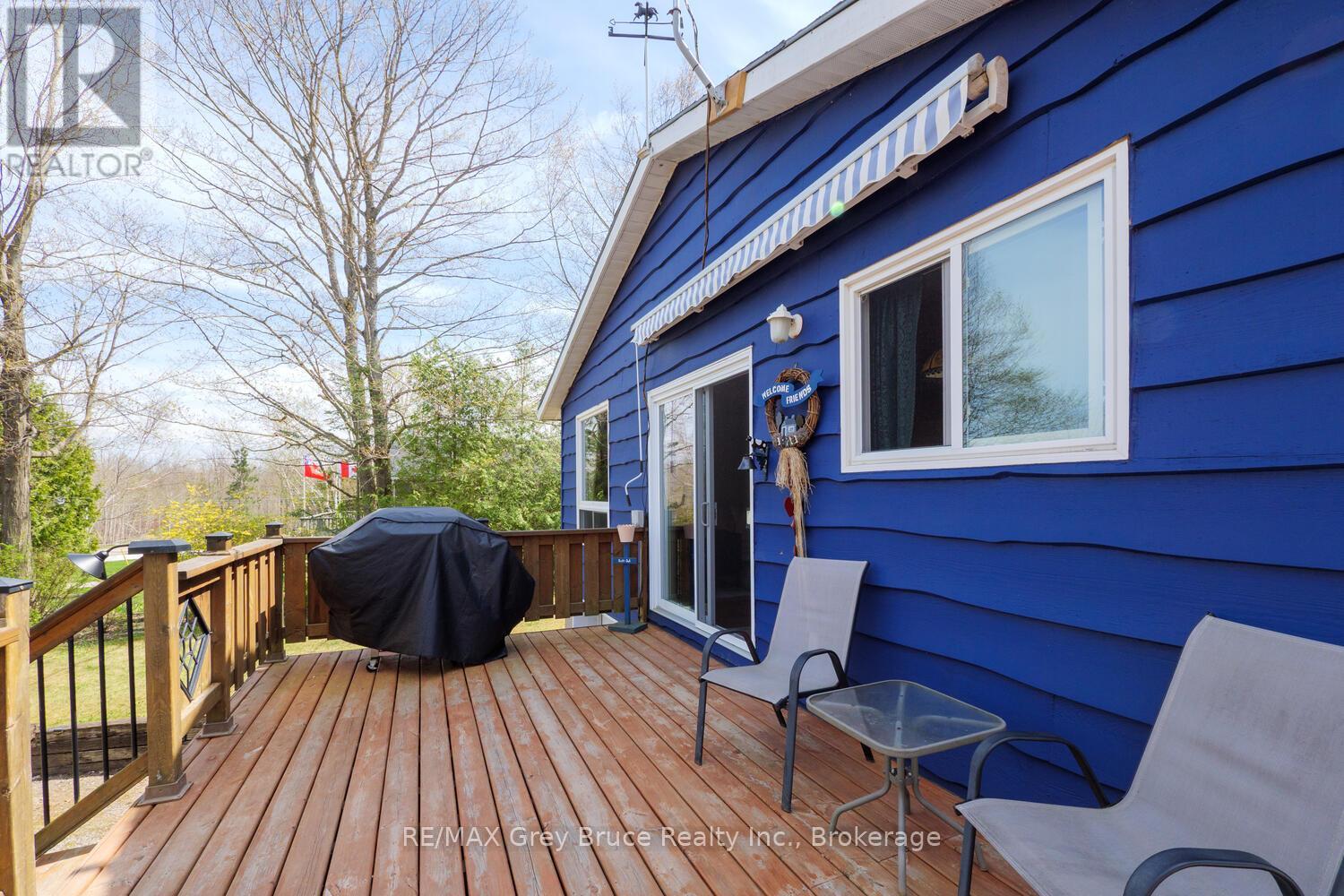 136 Maple Drive, Northern Bruce Peninsula, Ontario  N0H 1Z0 - Photo 25 - X12150411