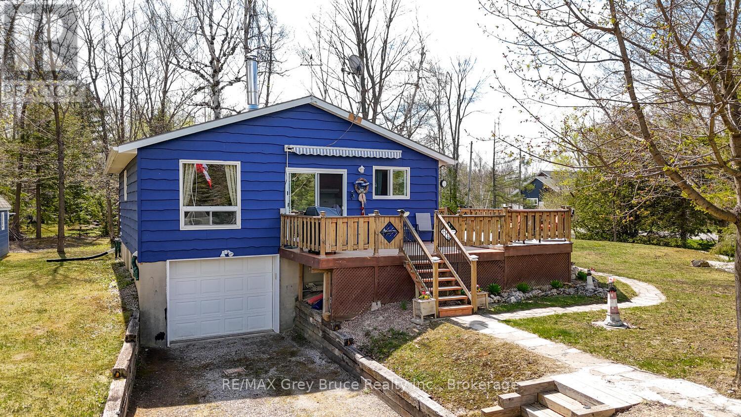 Property at 136 MAPLE DRIVE image 5