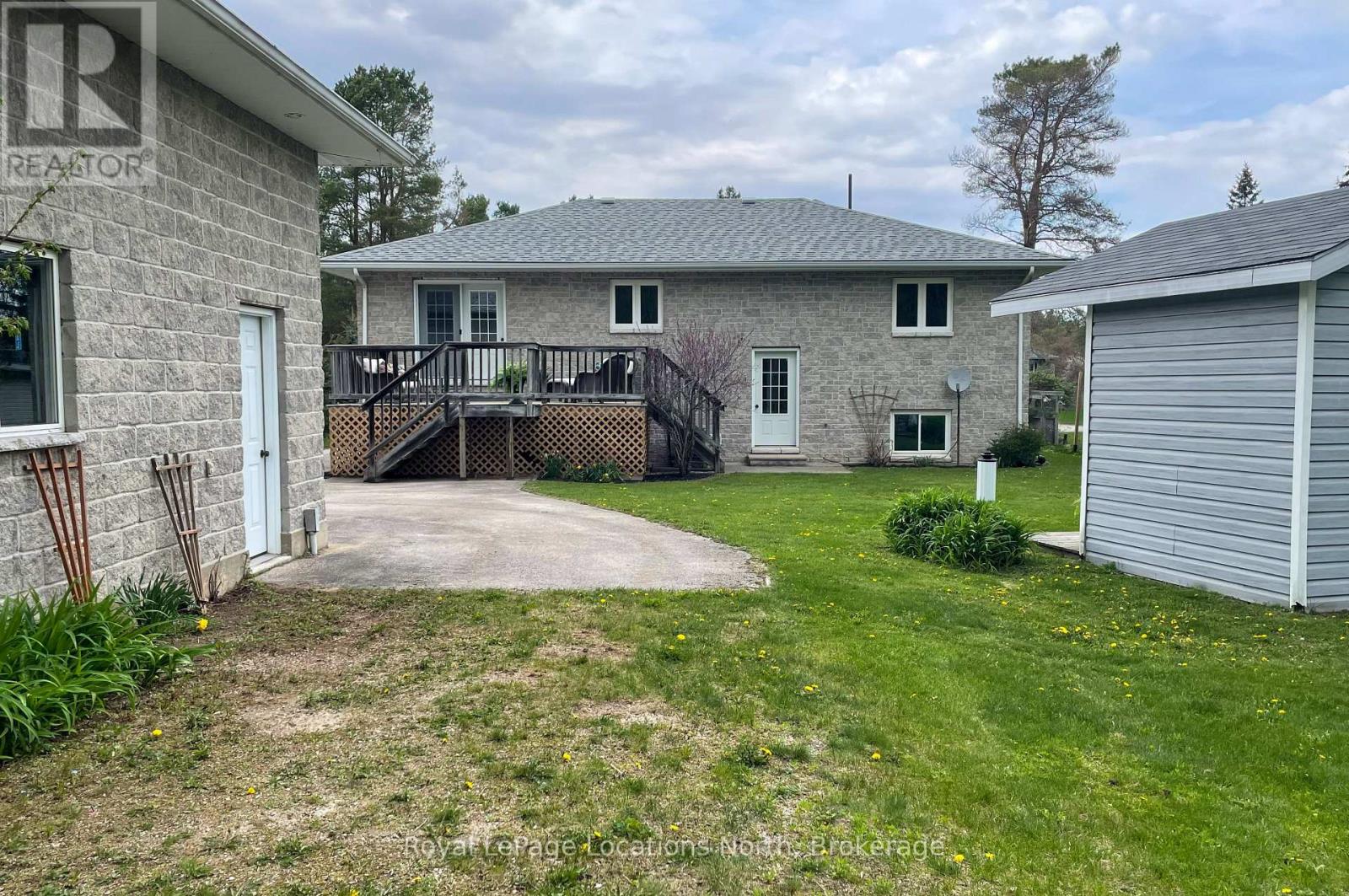 30 Pine Tree Drive, South Bruce Peninsula, Ontario N0H 1P0 - Photo 11 - X12150422