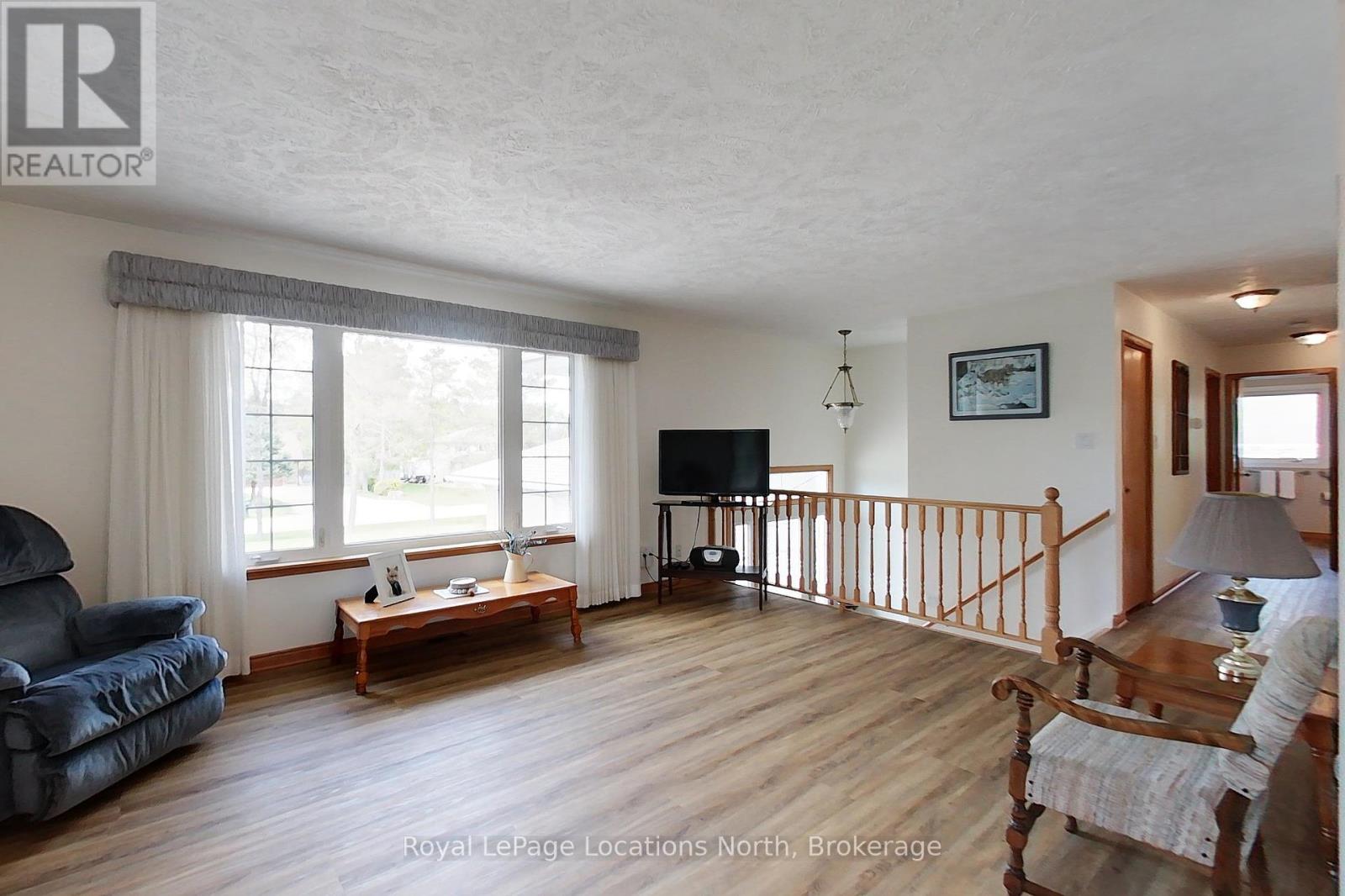 30 Pine Tree Drive, South Bruce Peninsula, Ontario N0H 1P0 - Photo 15 - X12150422