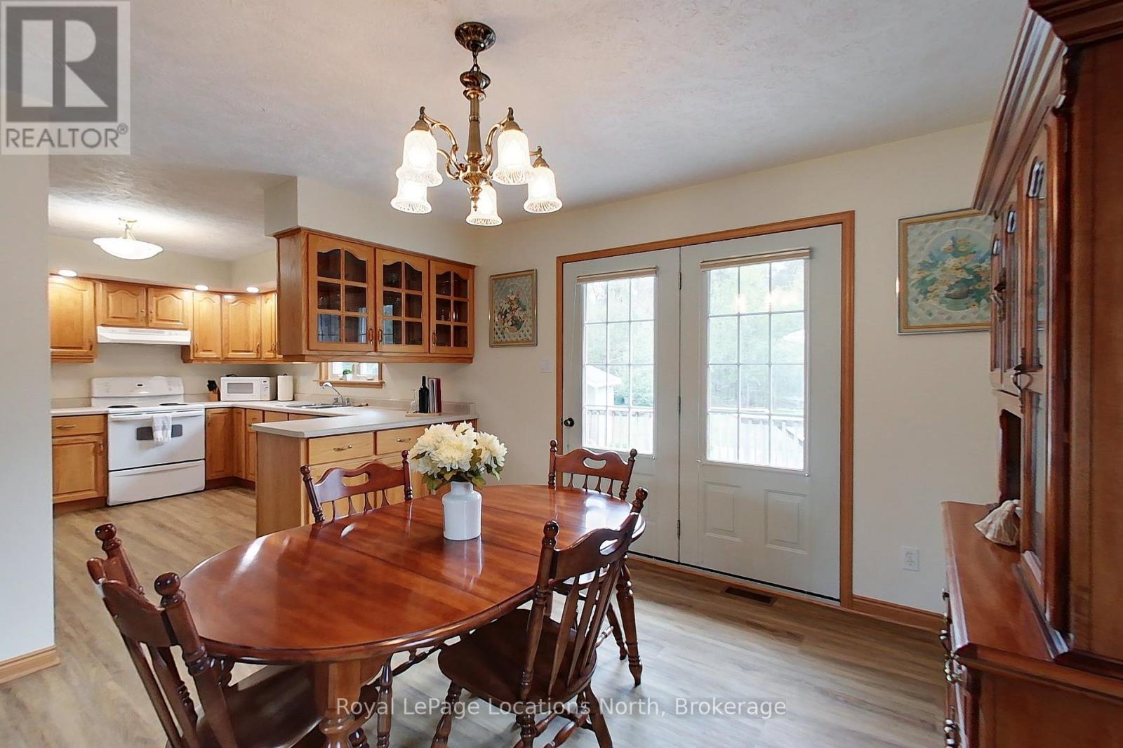 30 Pine Tree Drive, South Bruce Peninsula, Ontario N0H 1P0 - Photo 16 - X12150422