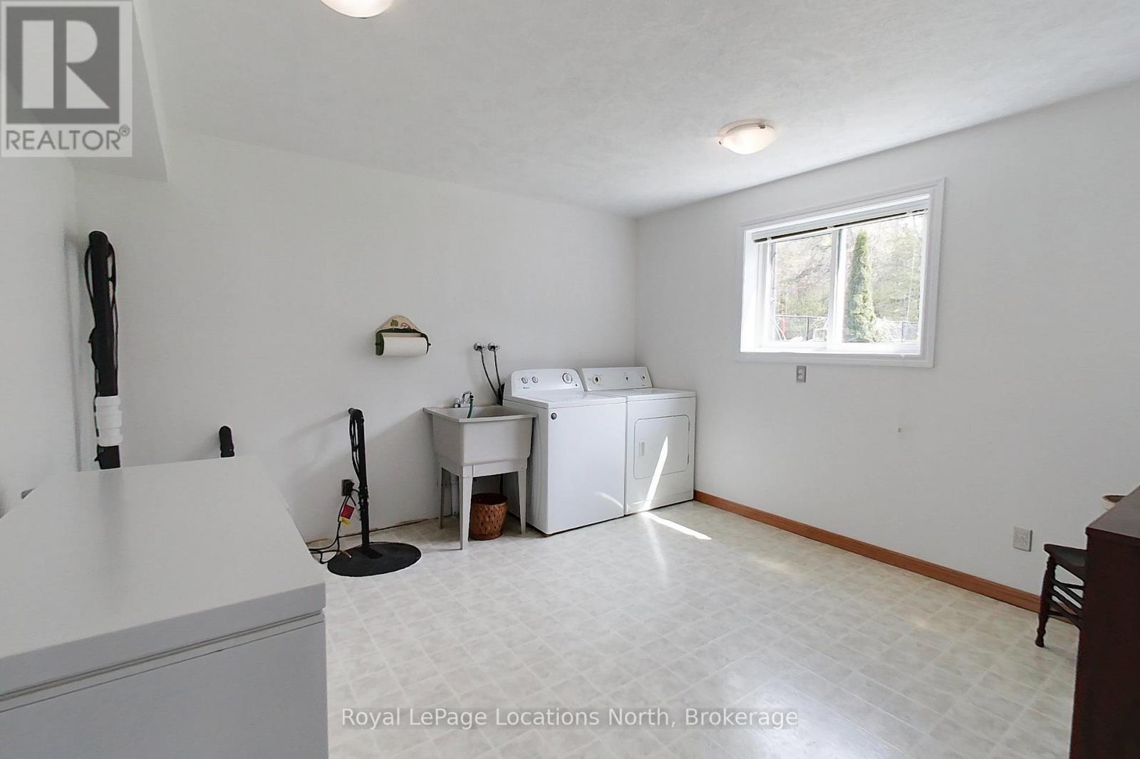 30 Pine Tree Drive, South Bruce Peninsula, Ontario N0H 1P0 - Photo 34 - X12150422