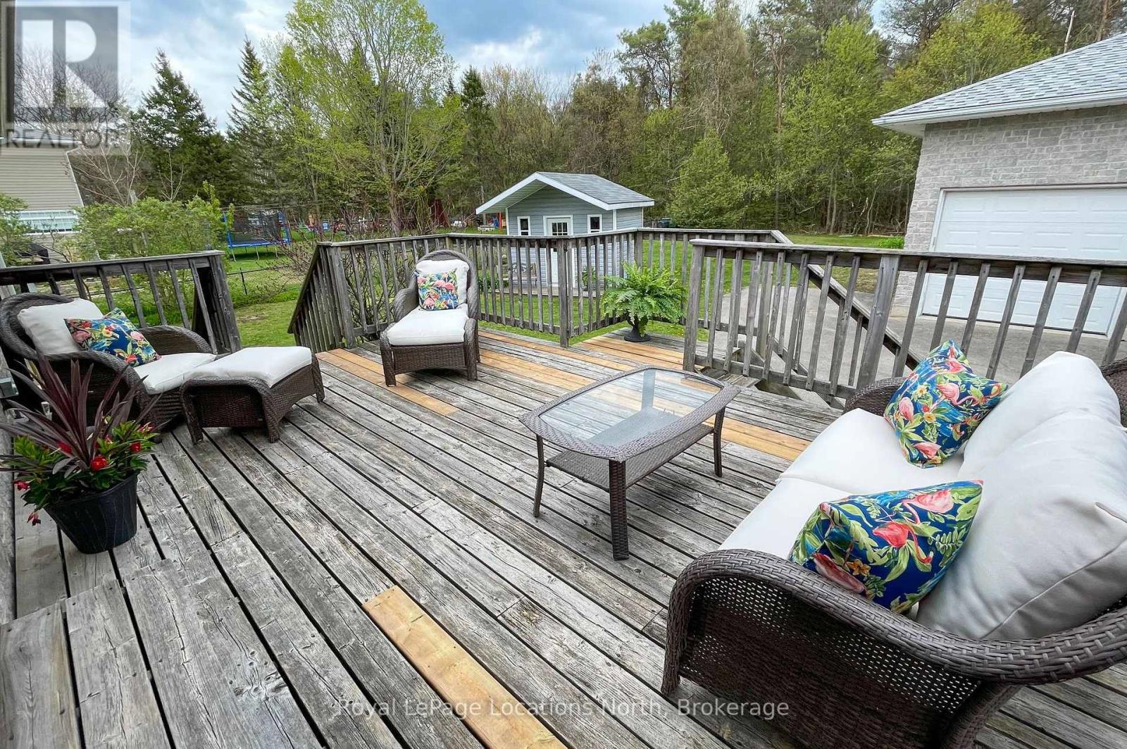 30 Pine Tree Drive, South Bruce Peninsula, Ontario N0H 1P0 - Photo 7 - X12150422