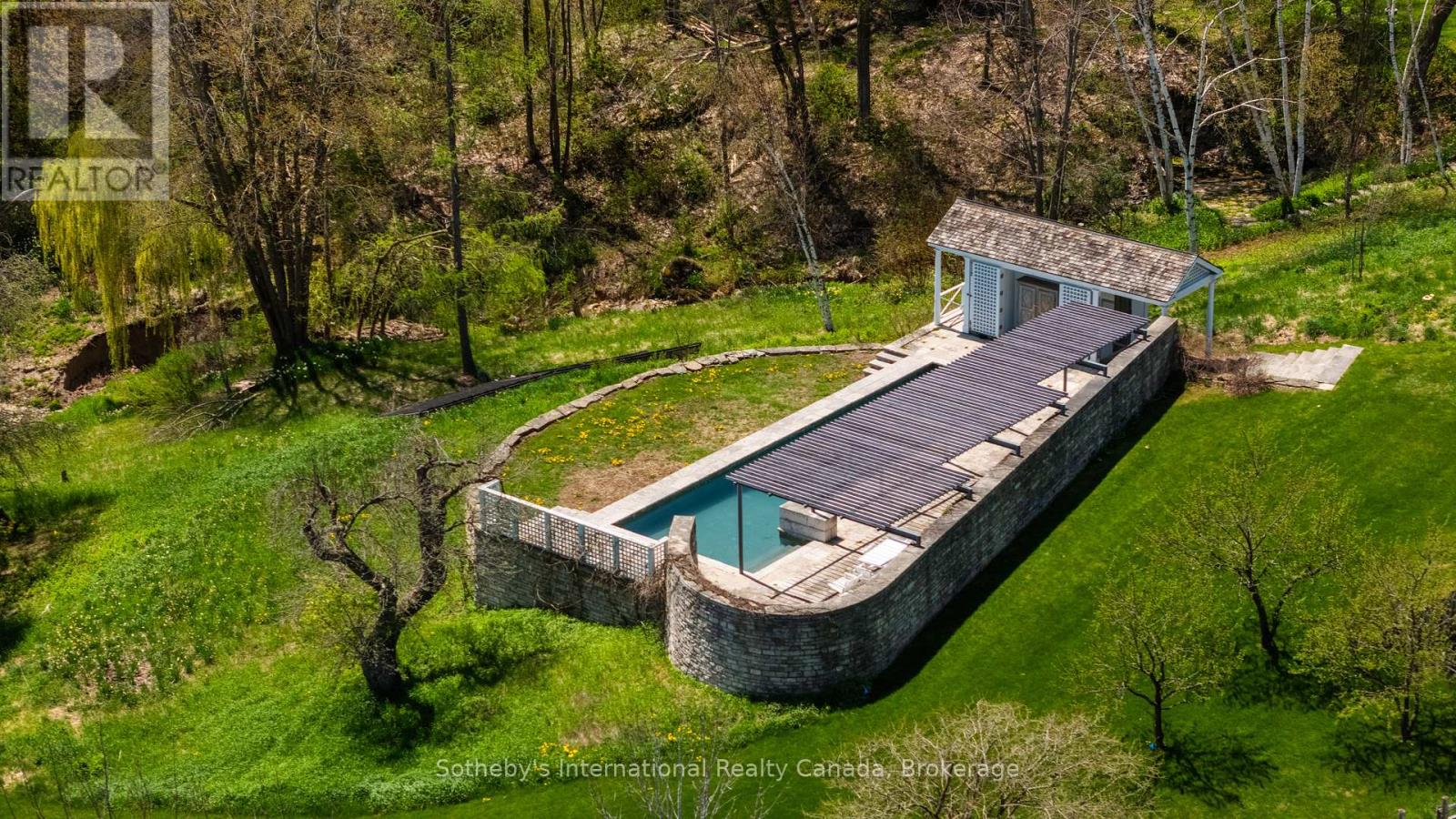 47014 Old Mail Road, Grey Highlands, Ontario  N4L 1W7 - Photo 34 - X12150434