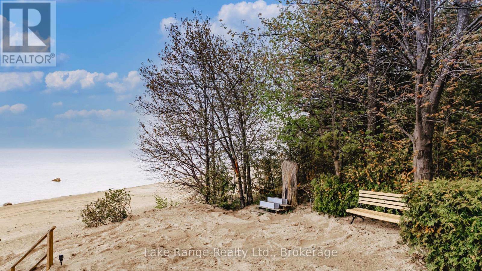 133 Bruce Beach Road, Huron-Kinloss, Ontario  N2Z 2X3 - Photo 7 - X12150448