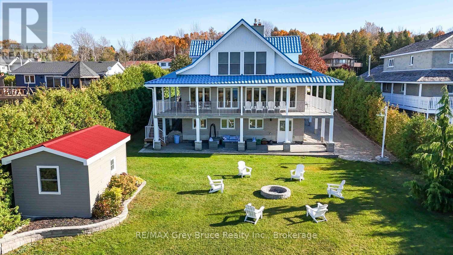 151 Grandore Street W, Georgian Bluffs, Ontario  N0H 2T0 - Photo 2 - X12150532