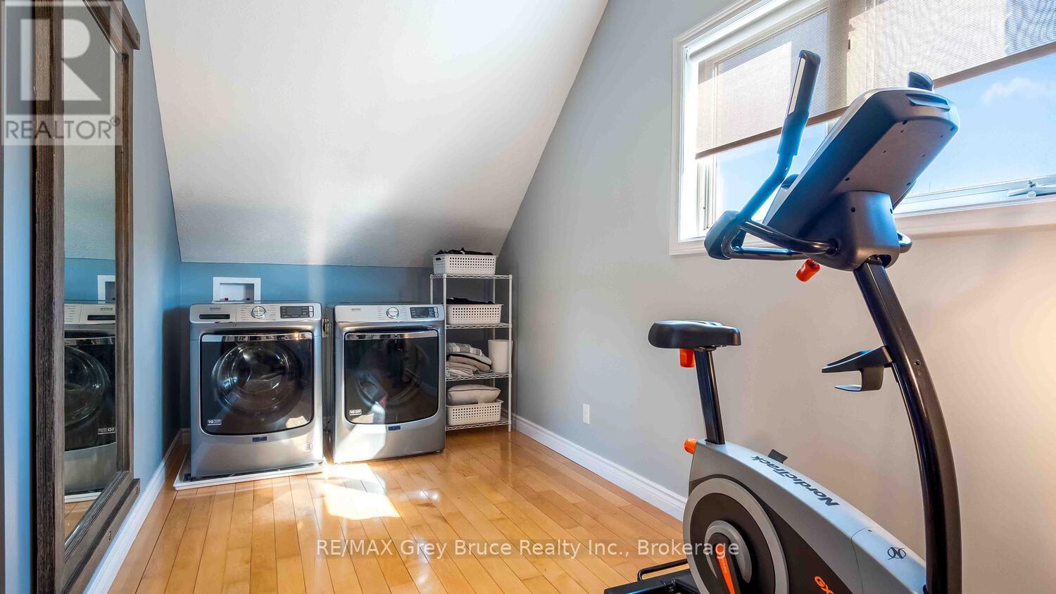 151 Grandore Street W, Georgian Bluffs, Ontario  N0H 2T0 - Photo 38 - X12150532