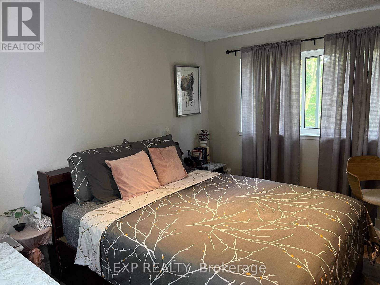 216 - 180 Mississauga Valley Boulevard, Mississauga, Ontario  L5A 3M2 - Photo 21 - W12132078