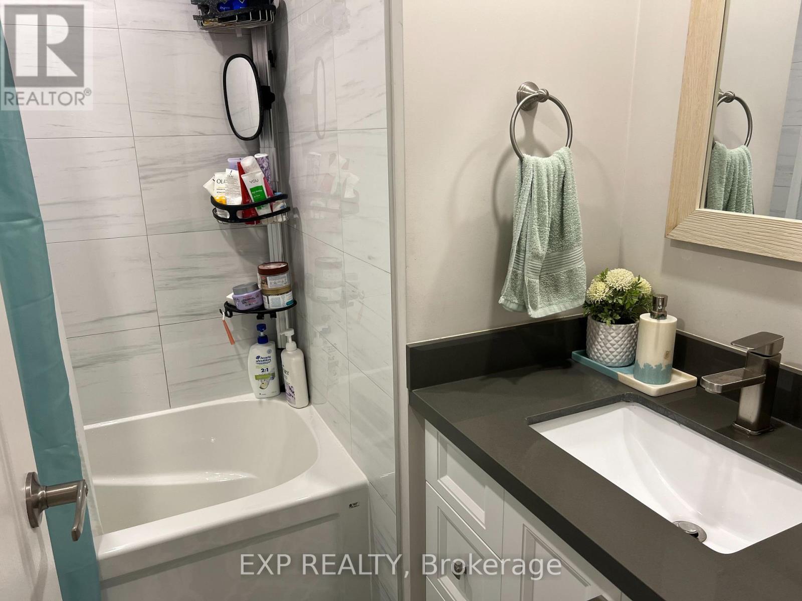 216 - 180 Mississauga Valley Boulevard, Mississauga, Ontario  L5A 3M2 - Photo 29 - W12132078