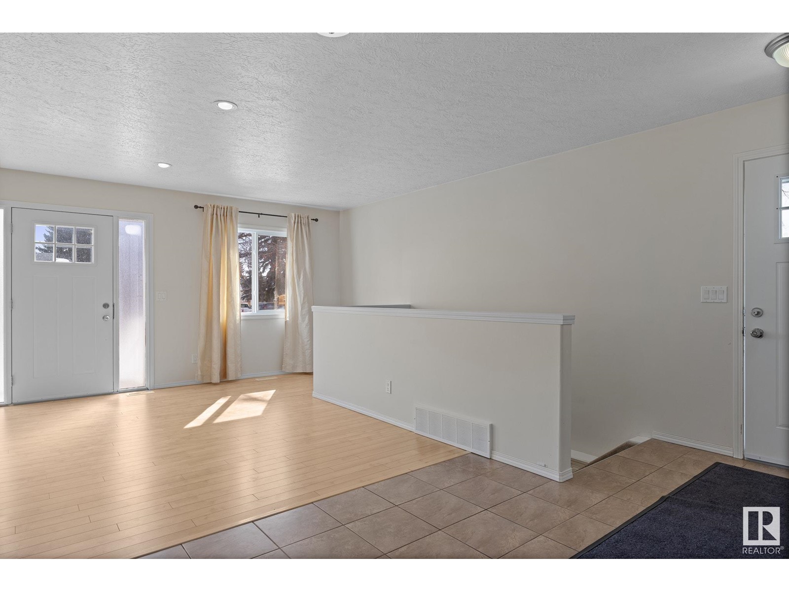 9530 122 Av Nw, Edmonton, Alberta  T5G 0T6 - Photo 8 - E4428893