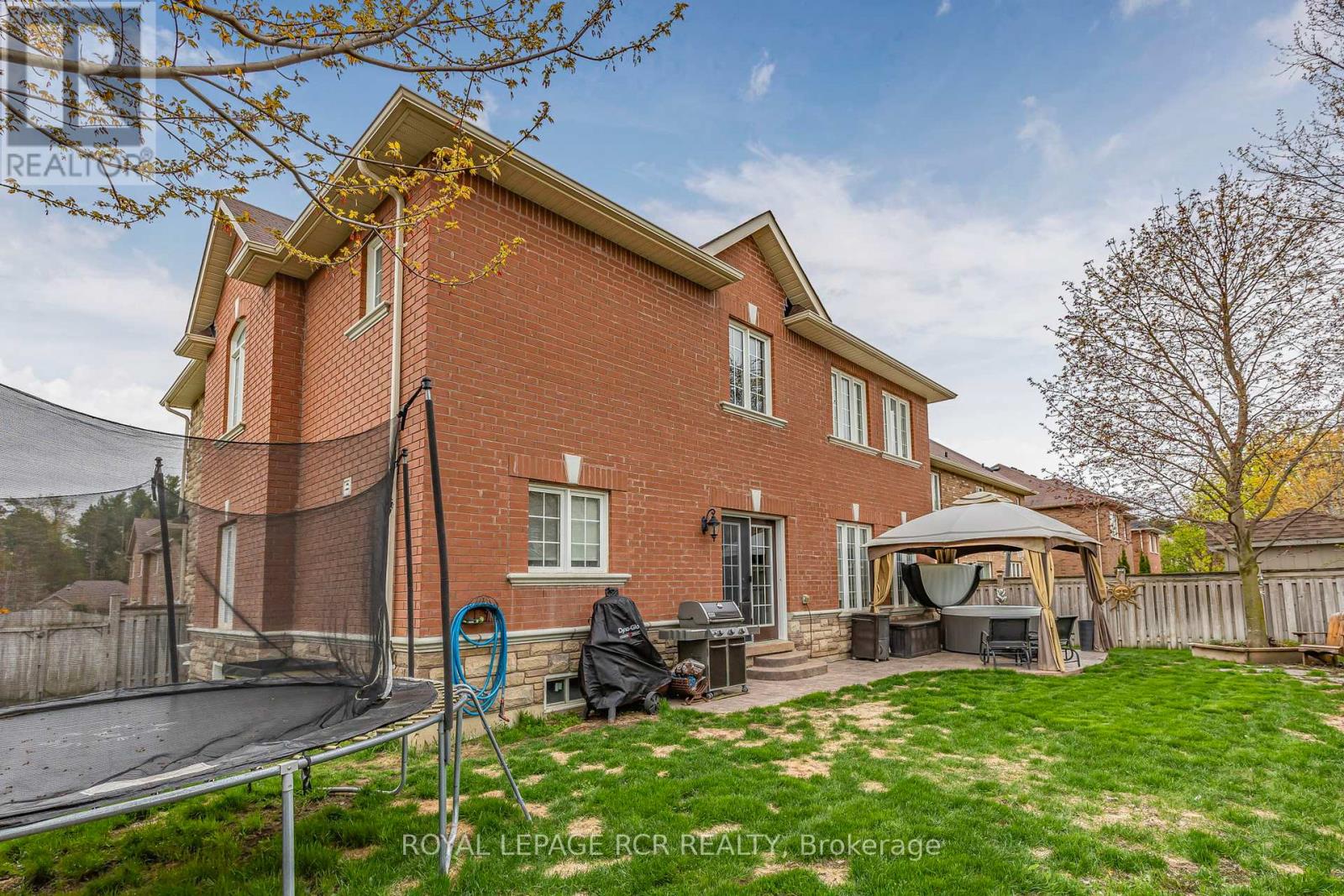 2 Littlebrook Lane, Caledon, Ontario  L7C 3M4 - Photo 32 - W12150178