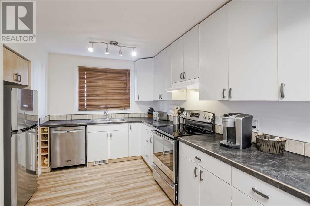 Property at 114, 4810 40 Avenue SW image 5