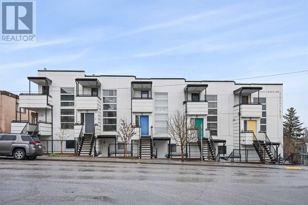 Property at 118, 1800 26 Avenue SW image 1