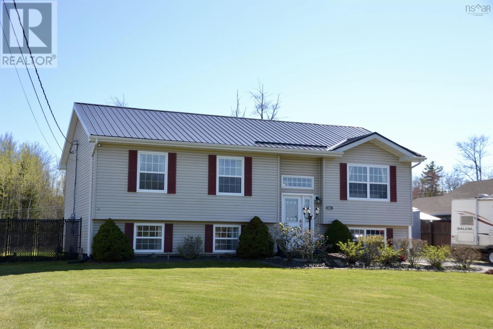Property at 2401 Truro Road image 4