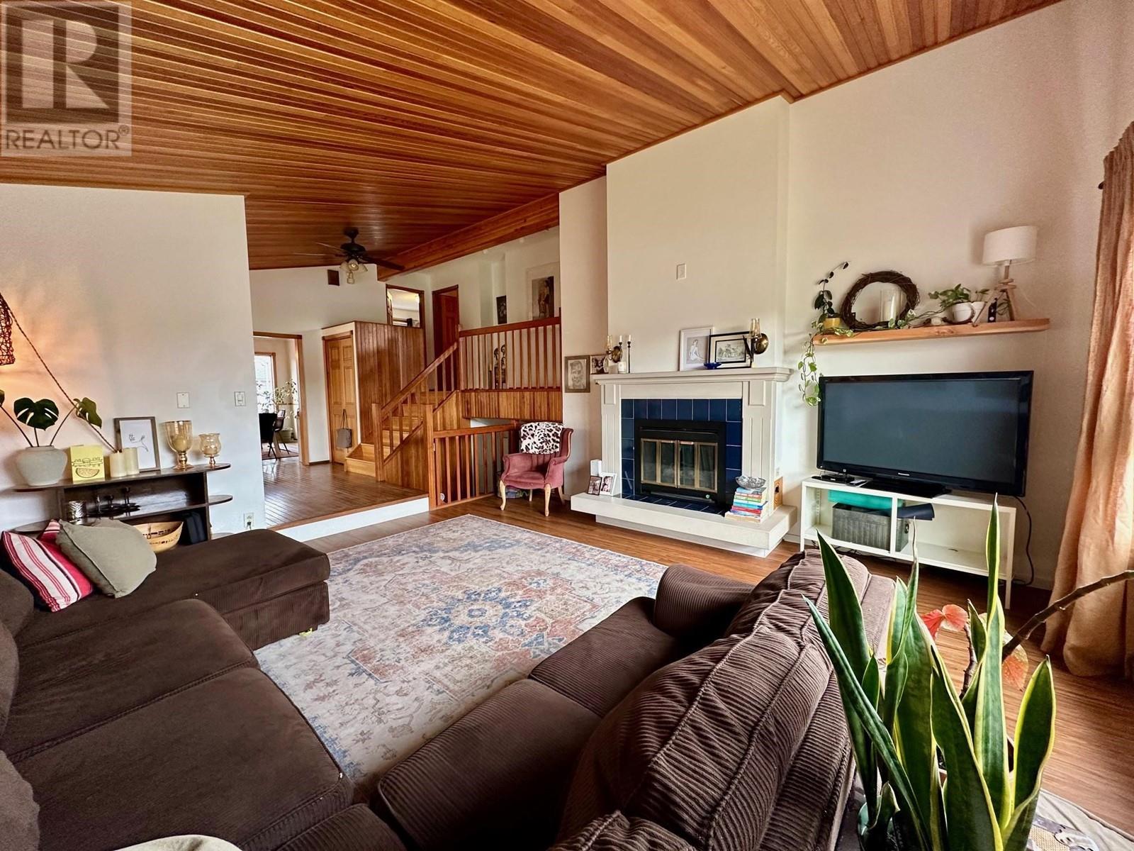 4139 First Avenue, Smithers, British Columbia  V0J 2N0 - Photo 11 - R3003189