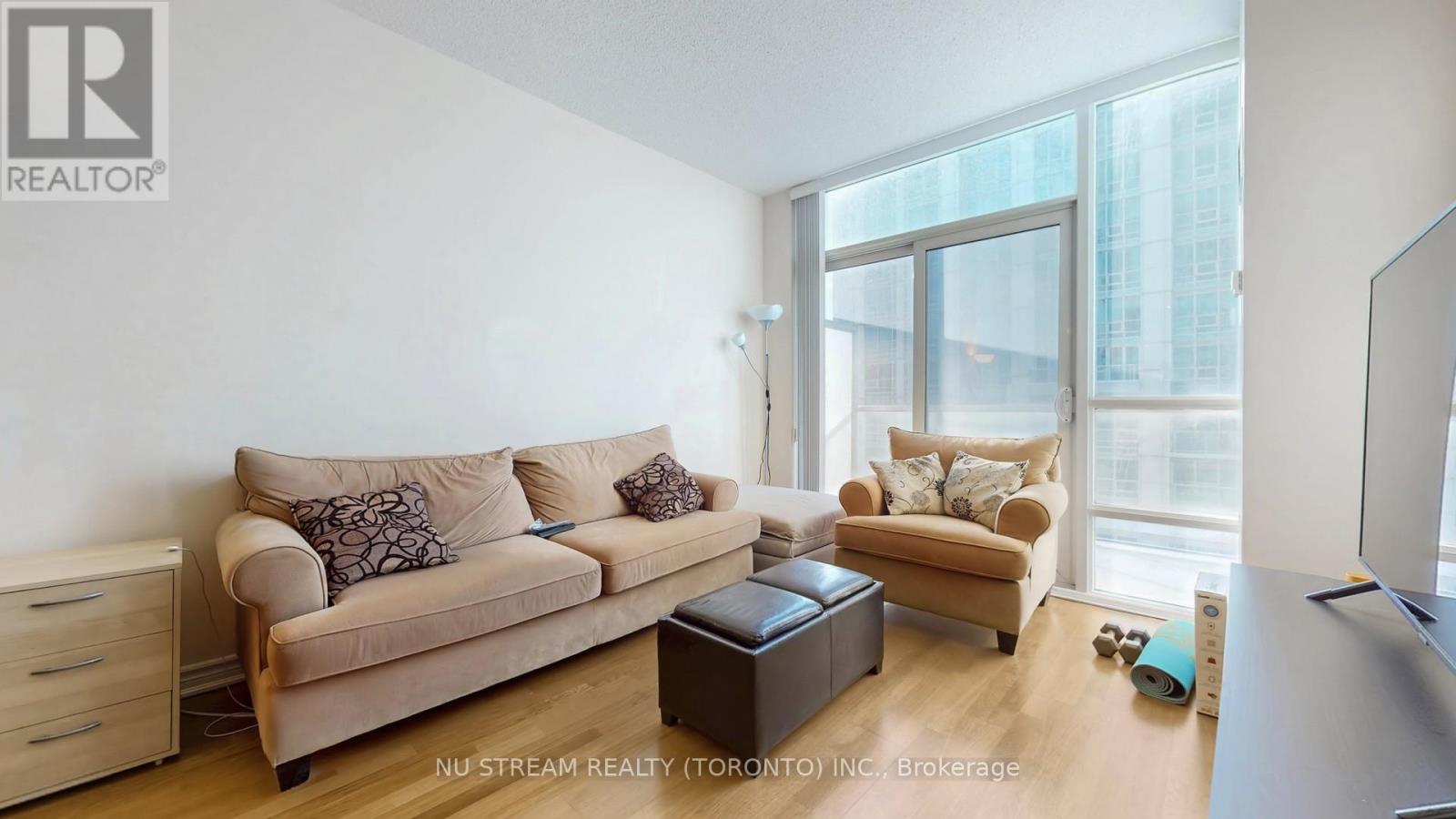 3101 - 761 Bay Street, Toronto, Ontario  M5G 2R2 - Photo 9 - C12150333